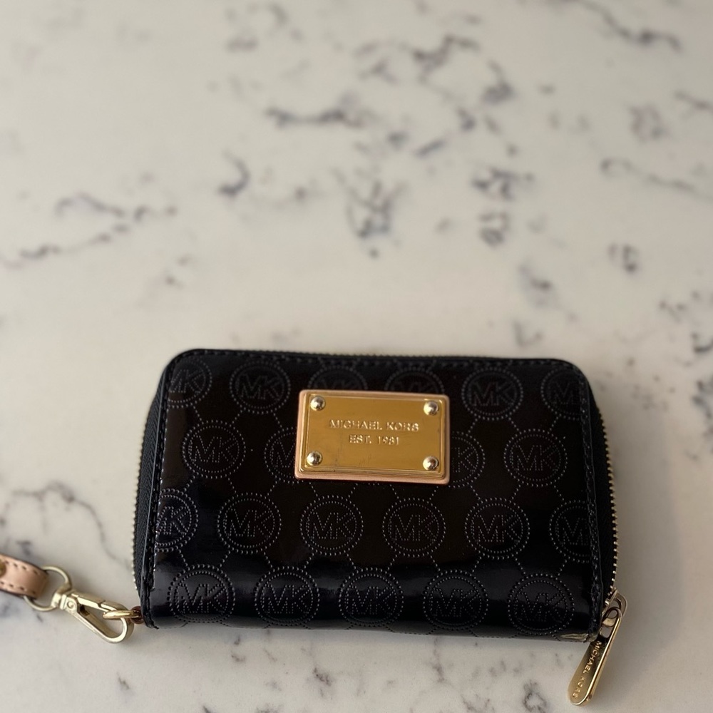 Michael Kors Wristlet/Wallet